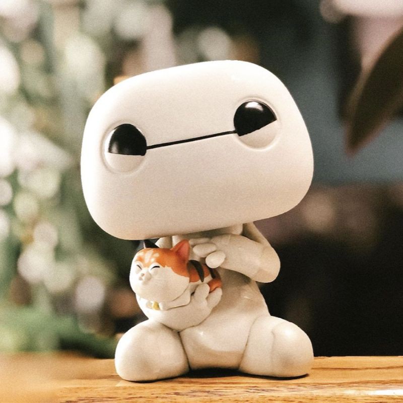 Mô hình Baymax ôm mèo Mochi big size 6″ funko pop – Hàng store Boxlunch