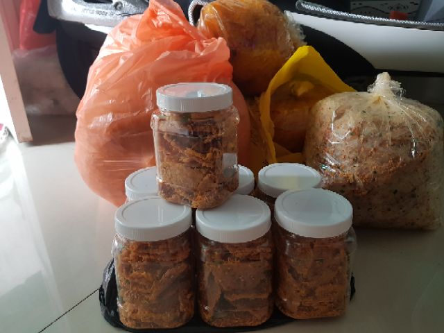Combo 1kg bánh khô bò tỏi 2 cơm cháy mix khô gà | BigBuy360 - bigbuy360.vn