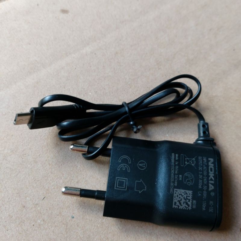 Bộ sạc có dây cổng micro 5V dây dài 1m