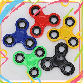 01 Con quay giảm stress Spinner cao cấp với hộp đẹp