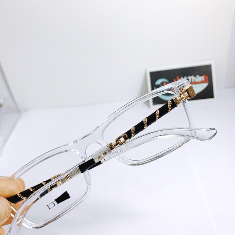 Gọng Kính Trong Suốt Chân Xoắn Xoắn | BigBuy360 - bigbuy360.vn