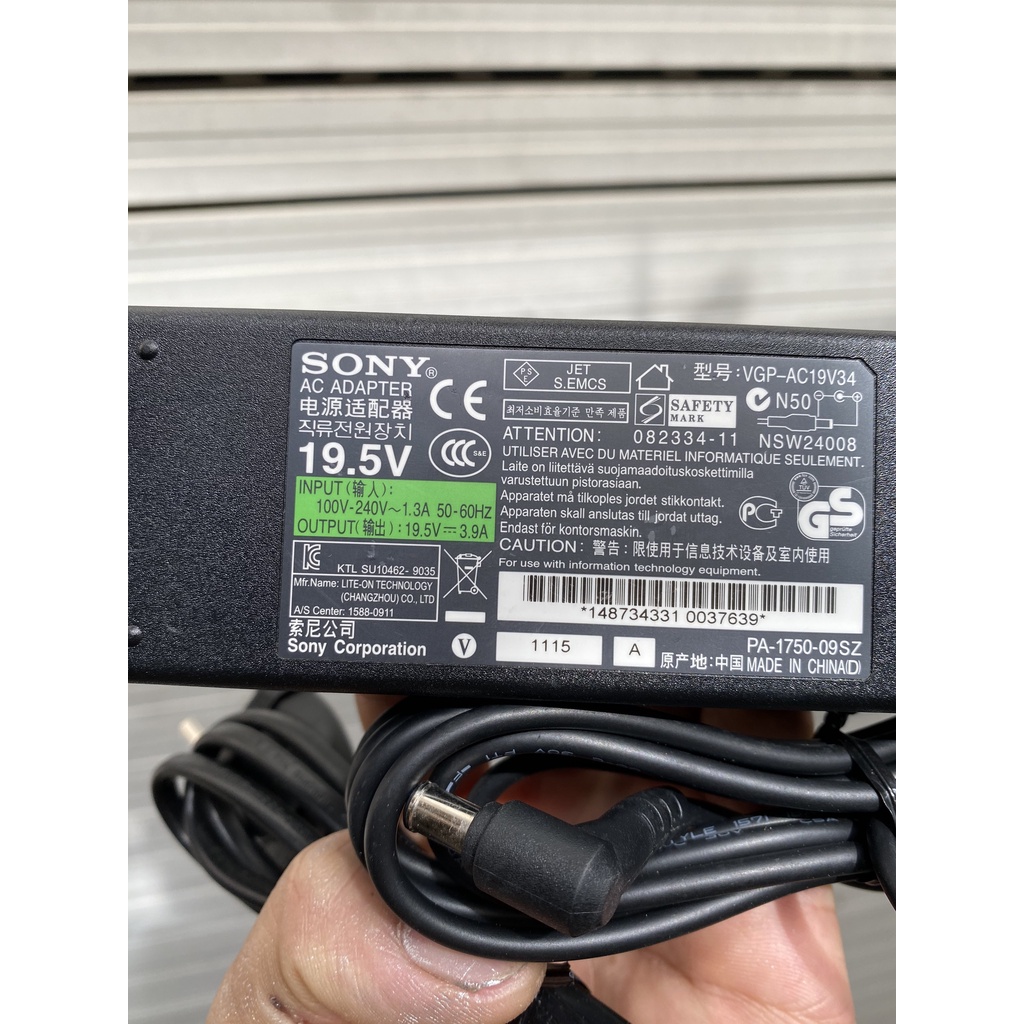 Sạc laptop Sony 19.5V-3.9A chính hãng nguyên bản Sony cung cấp