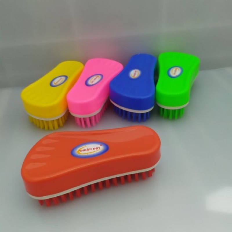 Bàn chải giặt đồ nhựa mẫu bàn chân siêu bền