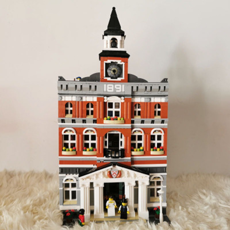 Đồ chơi Lắp ghép Mô hình Modular Houses town hall 15003 Tòa Thị Chính 99011