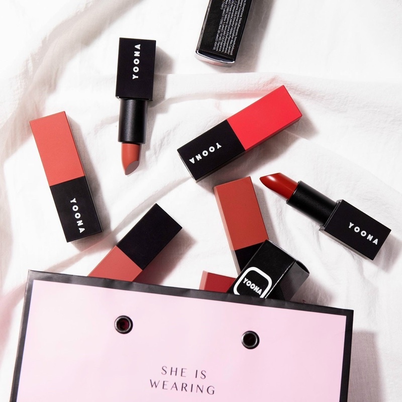 Son Yoona Matte Lip chất son mịn lì, lâu trôi