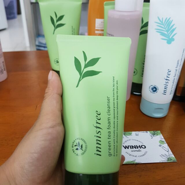Sữa rửa mặt trà xanh innisfree