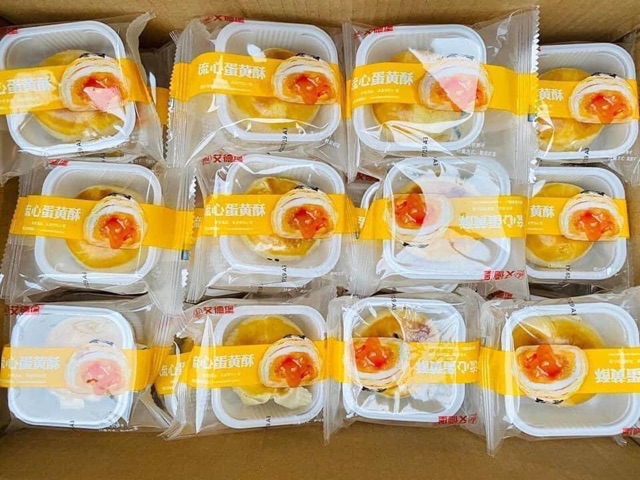 [Mã 156FMCGSALE hoàn 8% đơn 500K] 5 CHIẾC BÁNH NGÀN LỚP TRỨNG CHẢY EGG