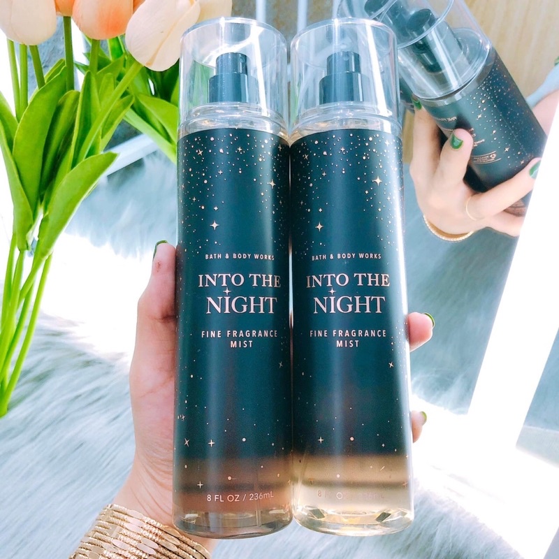 Xịt thơm toàn thân INTO THE NIGHT hãng Bath&Body Works 236ml - Wellstoreuk89