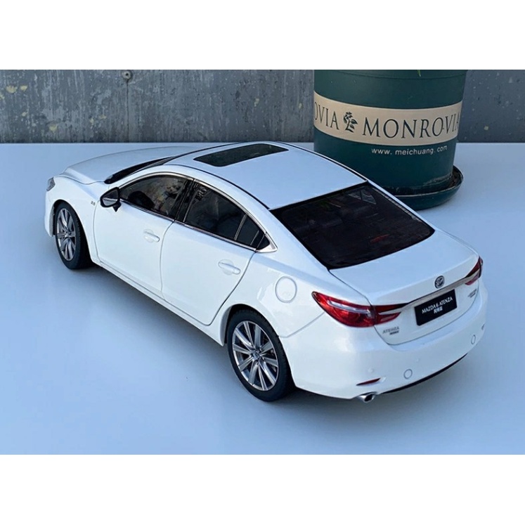 Mô hình xe Mazda 6 2022 tỉ lệ 1:18 Paudi
