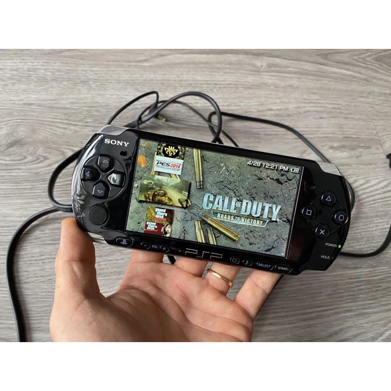 MÁY PSP 1000 + THẺ 32gb + Pin ( HACK Full GAME)