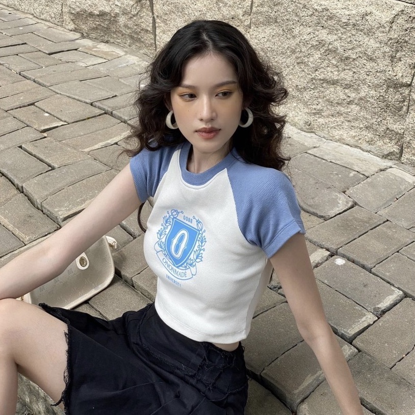Áo croptop ôm Raglan - bản Universe, màu đẹp vải mịn