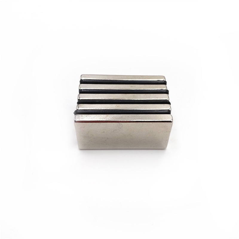 Nam châm đất hiếm 40x20x5mm siêu mạnh mạ bạc Niken