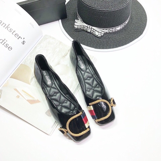 Giầy bệt QC