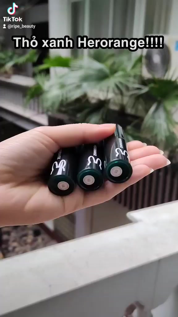 Son Kem Bóng CAPPUVINI HERORANGE Thỏ Xanh Đen Mềm Mượt Hàng Nội Địa Trung | BigBuy360 - bigbuy360.vn