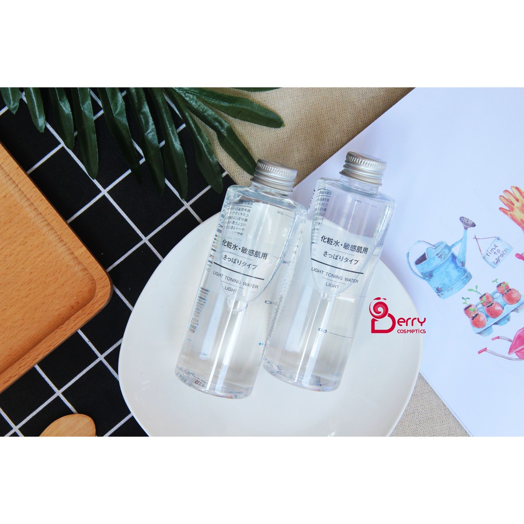 Nước hoa hồng Muji