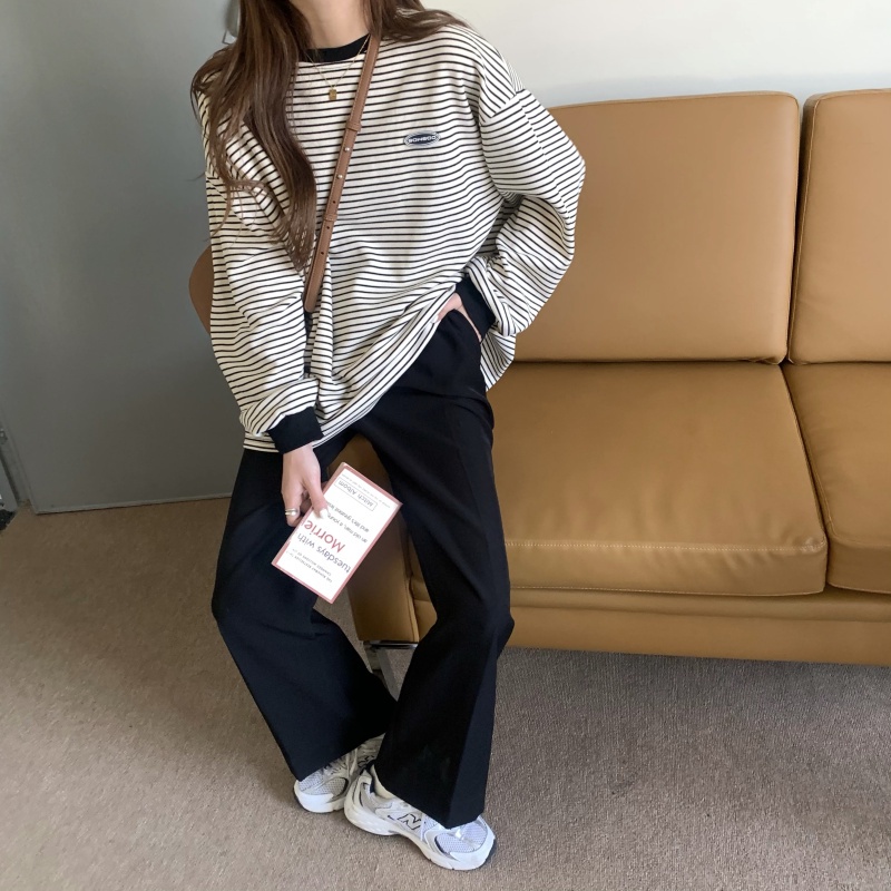 Áo thun tay dài họa tiết kẻ sọc ngang phong cách Hàn Quốc cổ điển cá tính | BigBuy360 - bigbuy360.vn