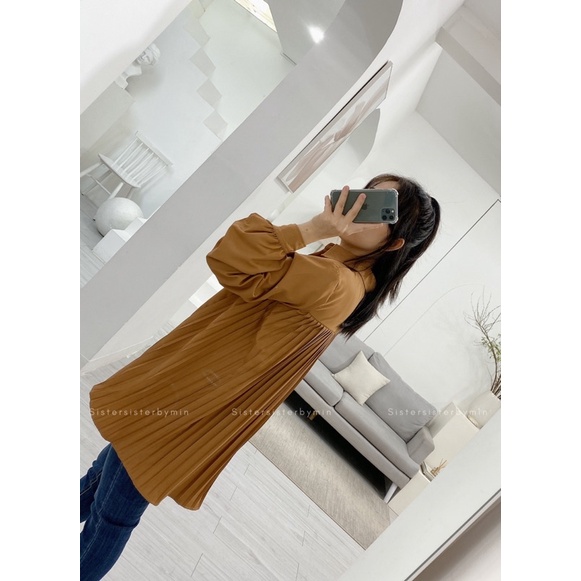 SISTERSISTER - BEST SELLER Áo sơ mi dập li thân sau Gossip