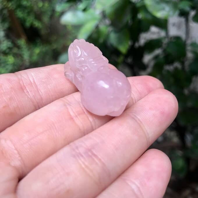 Cụ Tỳ Hưu Rose Quartz màu hồng thiên nhiên Tặng kèm móc bạc TH095 - Hợp mệnh Hỏa, Thổ