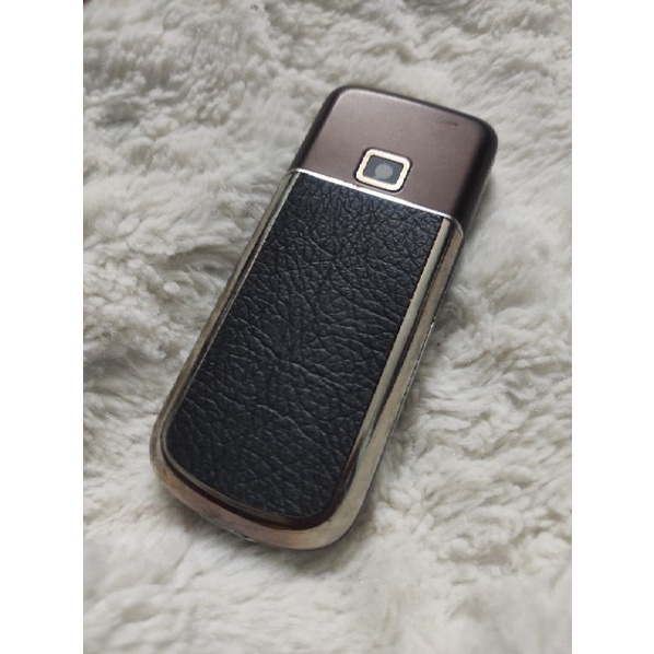 Bộ dán da nokia 8800 đen , da Pu sẵn keo giá rẻ