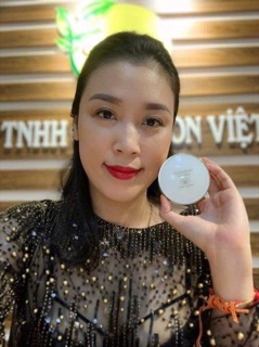 Phấn nước Lotus Cushion Greenbon