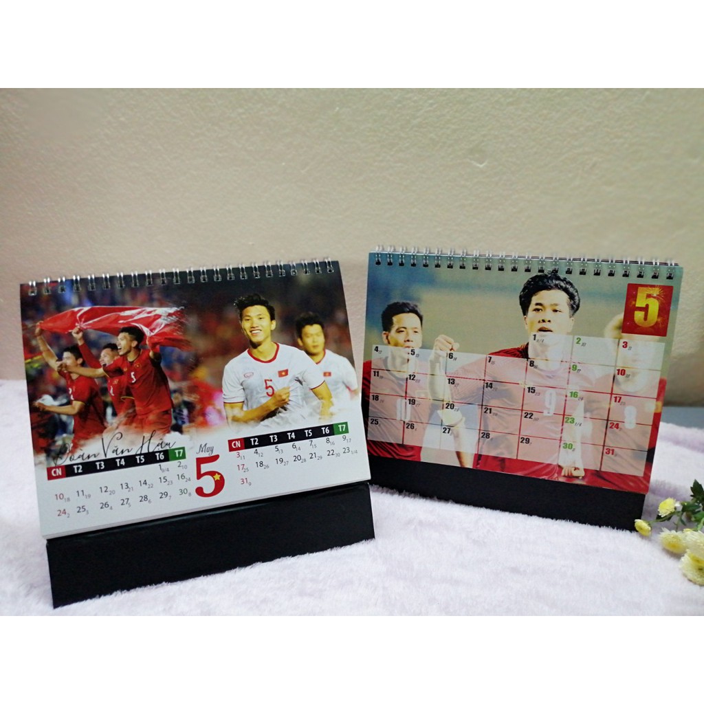 Lịch để bàn tuyển Việt Nam