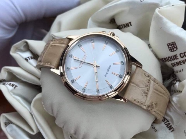 Đồng hồ nữ hiệu Citizen