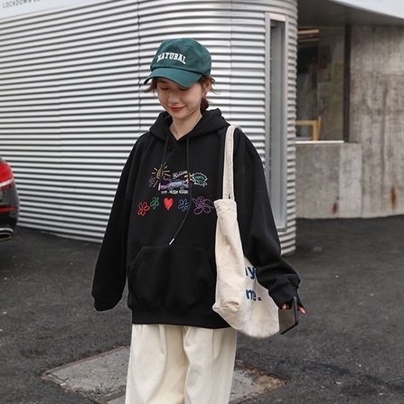 Áo Hoodie Dáng Rộng In Chữ Graffiti Dễ Phối Đồ