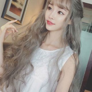 Tóc Bạch Kim Xoăn Mái Thưa