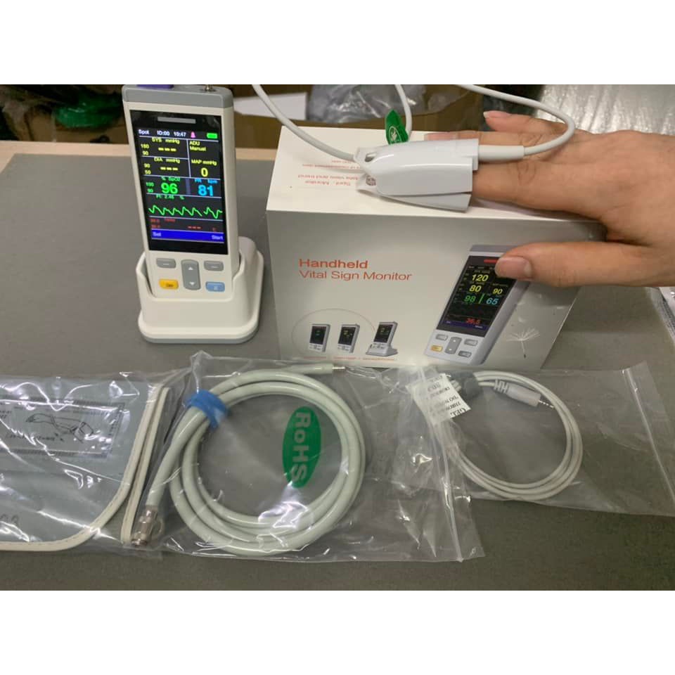 Máy monitor theo dõi bệnh nhân Handle Vital Signs PC100 bảo hành chính hãng