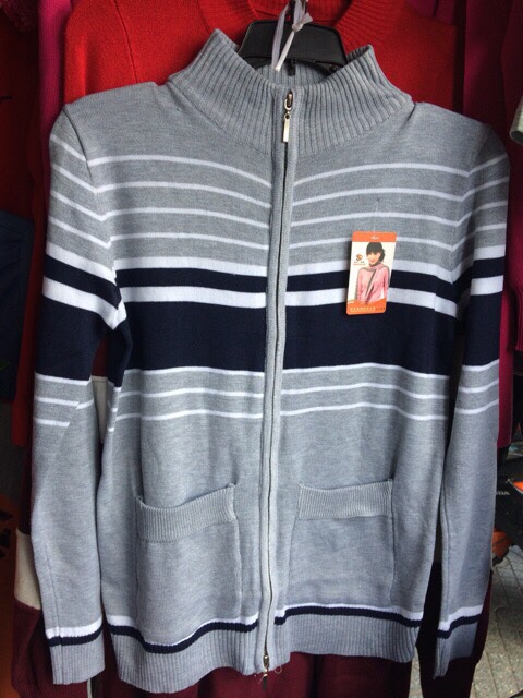 ÁO KHÁC LEN SỌC DÂY KÉO