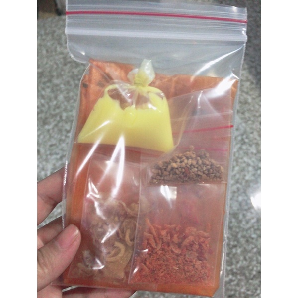 Bánh tráng dẻo tôm cuộn bơ + hành phi