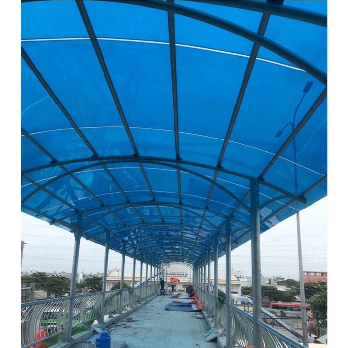 Tôn Nhựa Phẳng POLY lấy ánh sáng  màu XANH trong suốt