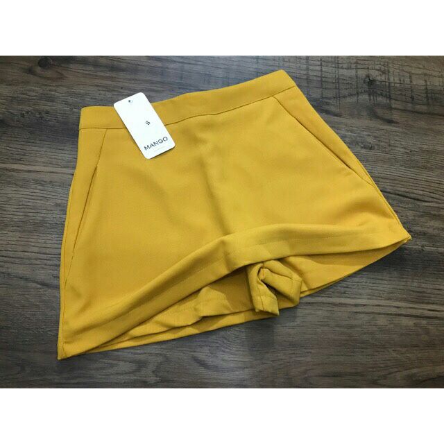 Quần giả váy chất tuyết mưa dày dặn rất đẹp | BigBuy360 - bigbuy360.vn