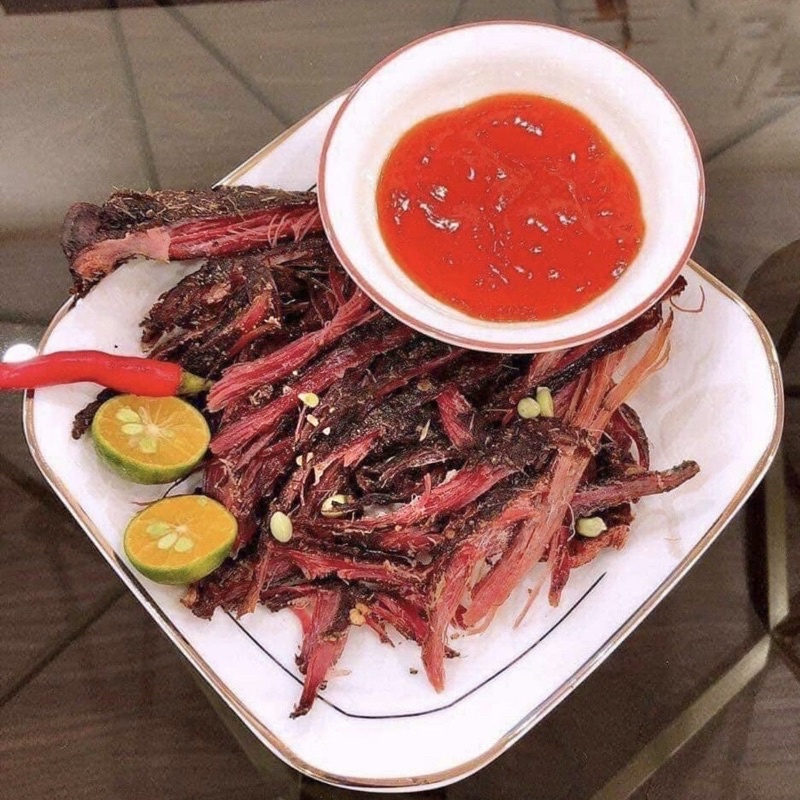 Trâu gác bếp Khói Food gói 100 gram loại ngon [Tặng kèm chẳm chéo] | BigBuy360 - bigbuy360.vn