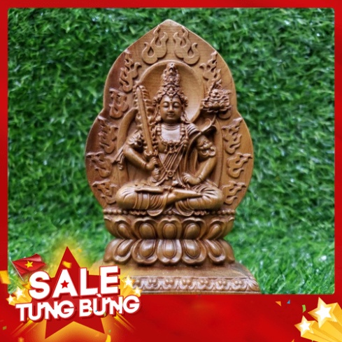 Tượng để xe ô tô phật Hư Không Tạng Bồ Tát bằng gỗ bach xanh - Tuổi Sửu tuổi Dần