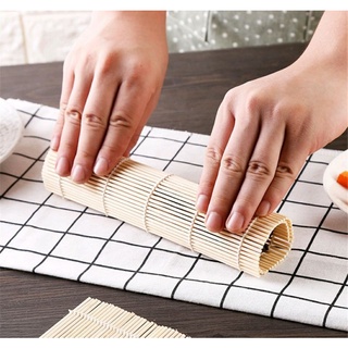 mành tre cuộn sushi 24*24cm