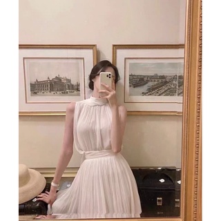 Đầm tiểu thư cổ cao dáng dài