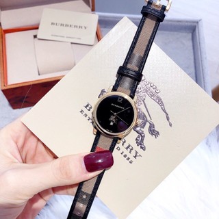 Đồng hồ Burberry nữ dây da kẻ sang sịn