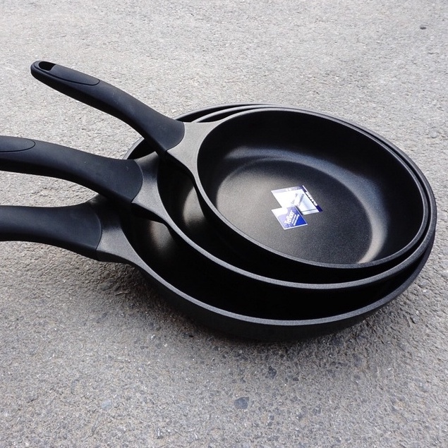 Chảo từ Rapido đáy chấm chính hãng Teflon size 20, 24, 28 cm