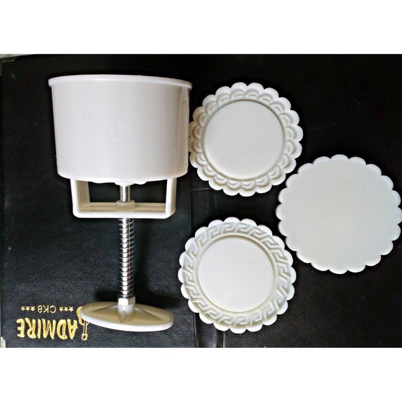 Khuôn trung thu trơn 150/200g 3 mặt