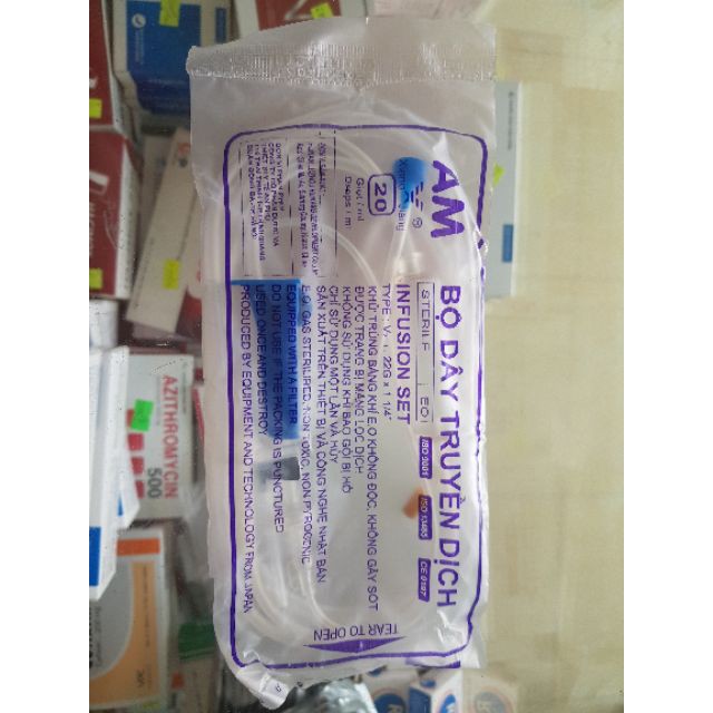 Bộ dây truyền dịch có kim