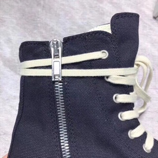 Giày sneaker cao cổ