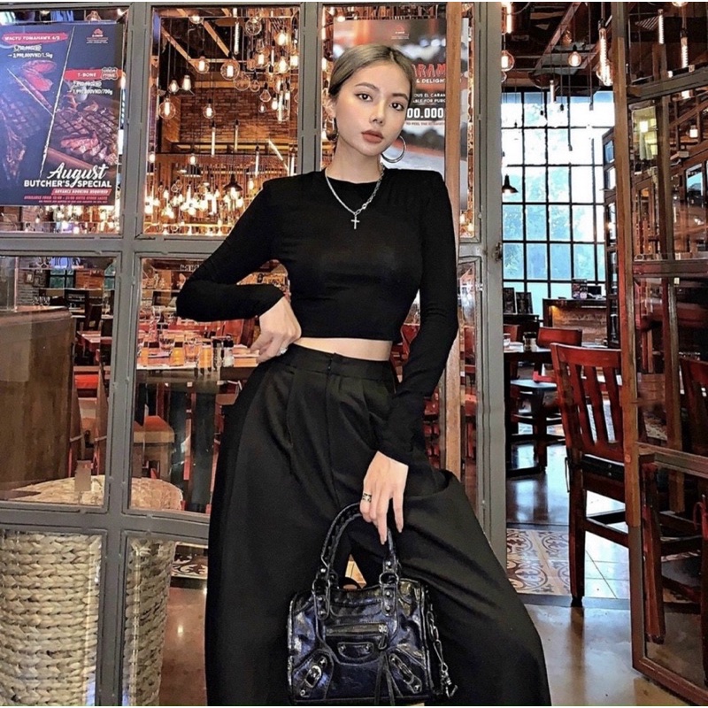 ÁO THUN CROPTOP TAY DÀI XỎ NGÓN NHIỀU MÀU MS11543 (G2- 1)