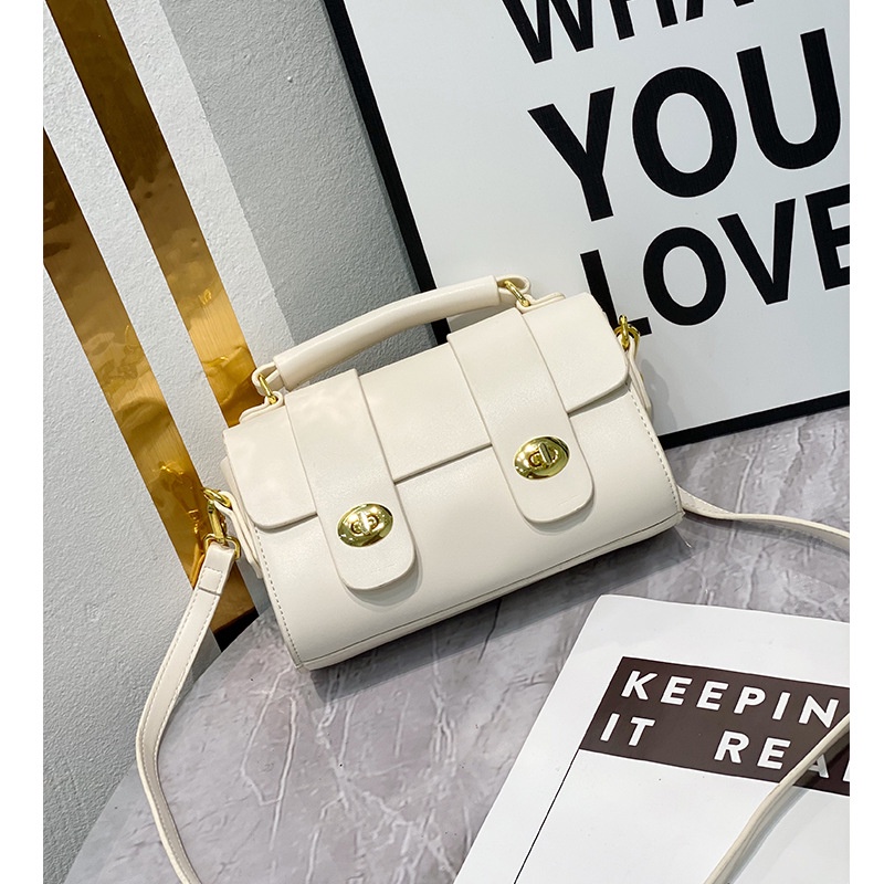 Túi đeo chéo vai  IELGY có khóa gài thời trang sành điệu cho nữ