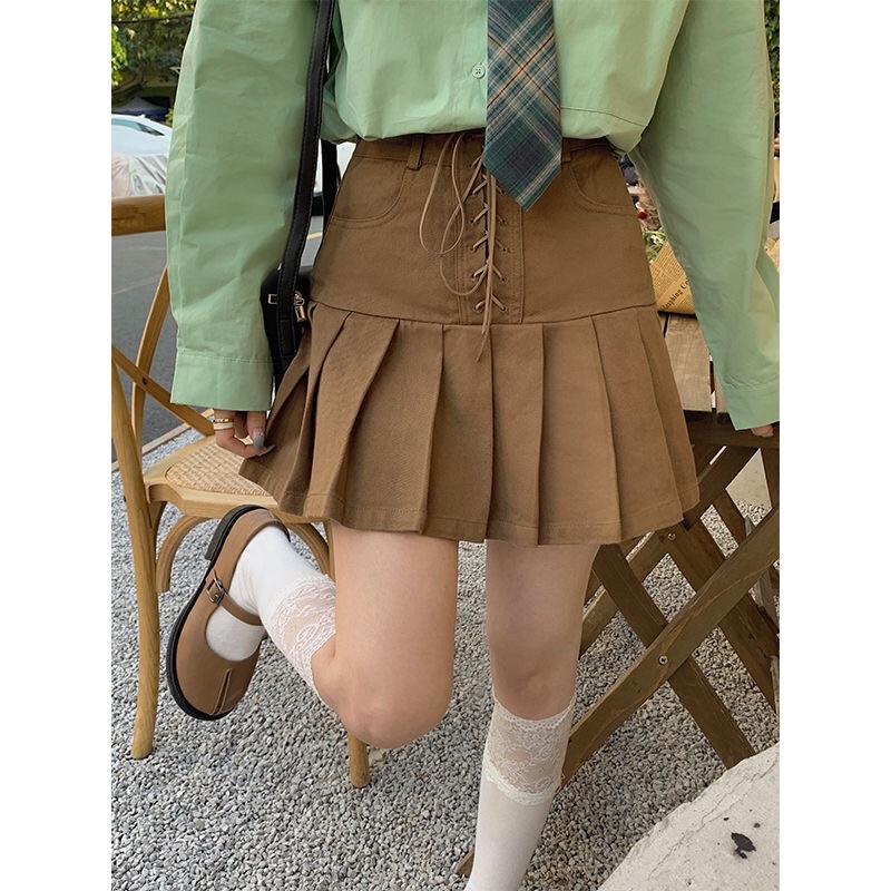 Chân váy xếp ly buộc dây cạp cao phong cách retro