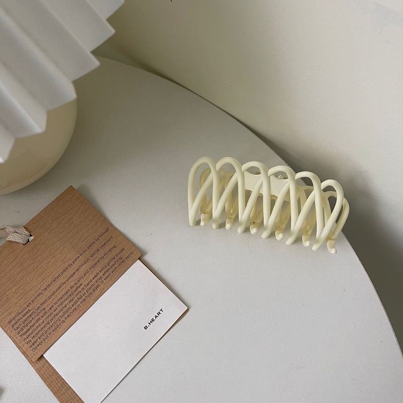 Kẹp Càng Cua Họa Tiết Hình Học Thời Trang