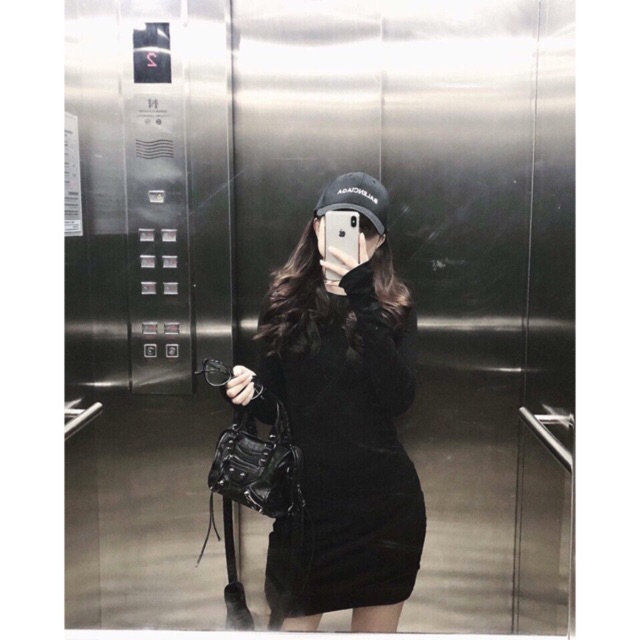 Váy body xỏ ngón