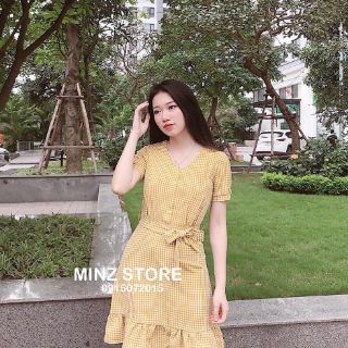 Váy kẻ đuôi cá
