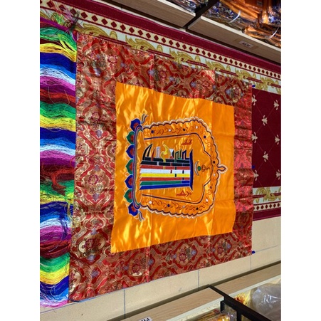 [PHÁP BẢO MINH CHÂU] Khăn Trải Bàn Thập Tự Tại - Vuông 1m Gấm Cao Cấp Hoa Văn