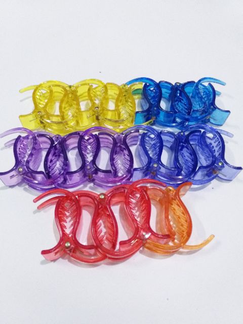 Kẹp tóc càng cua 3 răng bóng màu